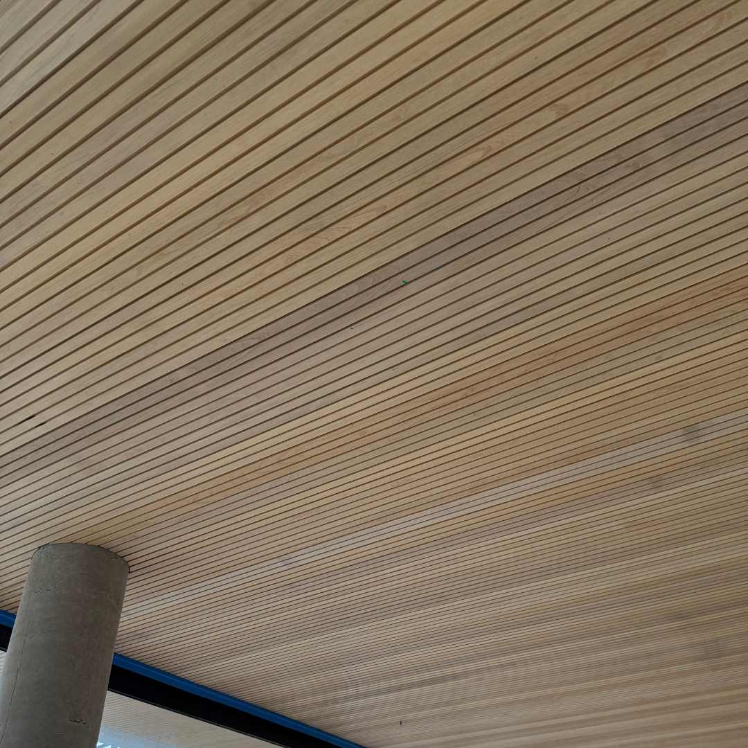 Canva 2 – Ripado de Madeira Abiurana Extra 9cm – Padrão 1080 x 1080 (1)