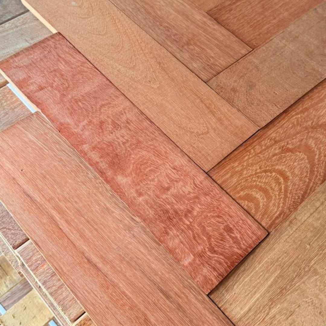 Canva 1 – Assoalho de Tamarindo – Padrão 1080 x 1080