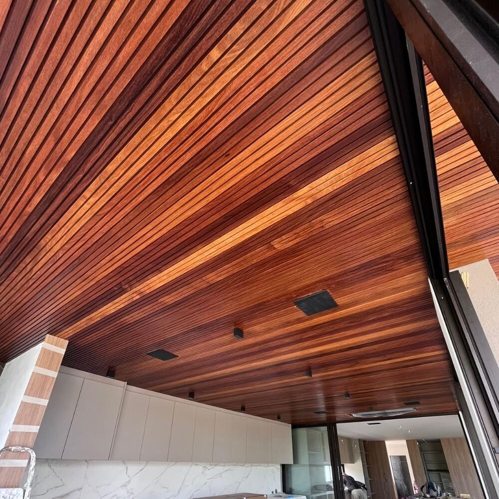 Painel Ripado Cumaru Extra 7cm - Peças de 3,75m